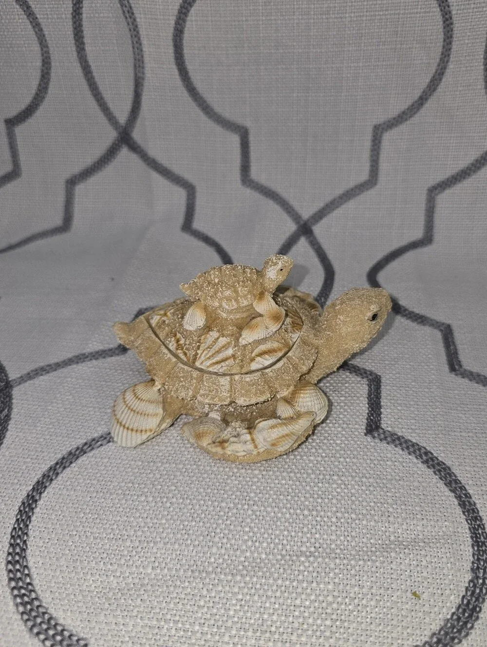 Vintage Sea Turtle with Baby Sand Seashell Trinket Box With Lid Jewelry Box